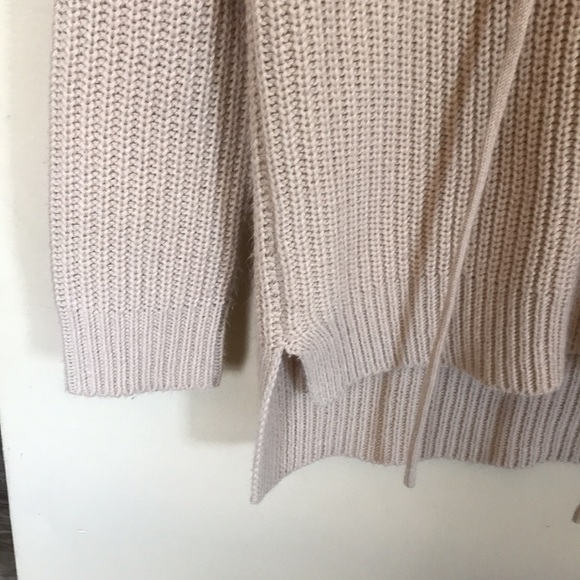 Forever 21 sweater size Medium - Picture 2 of 15